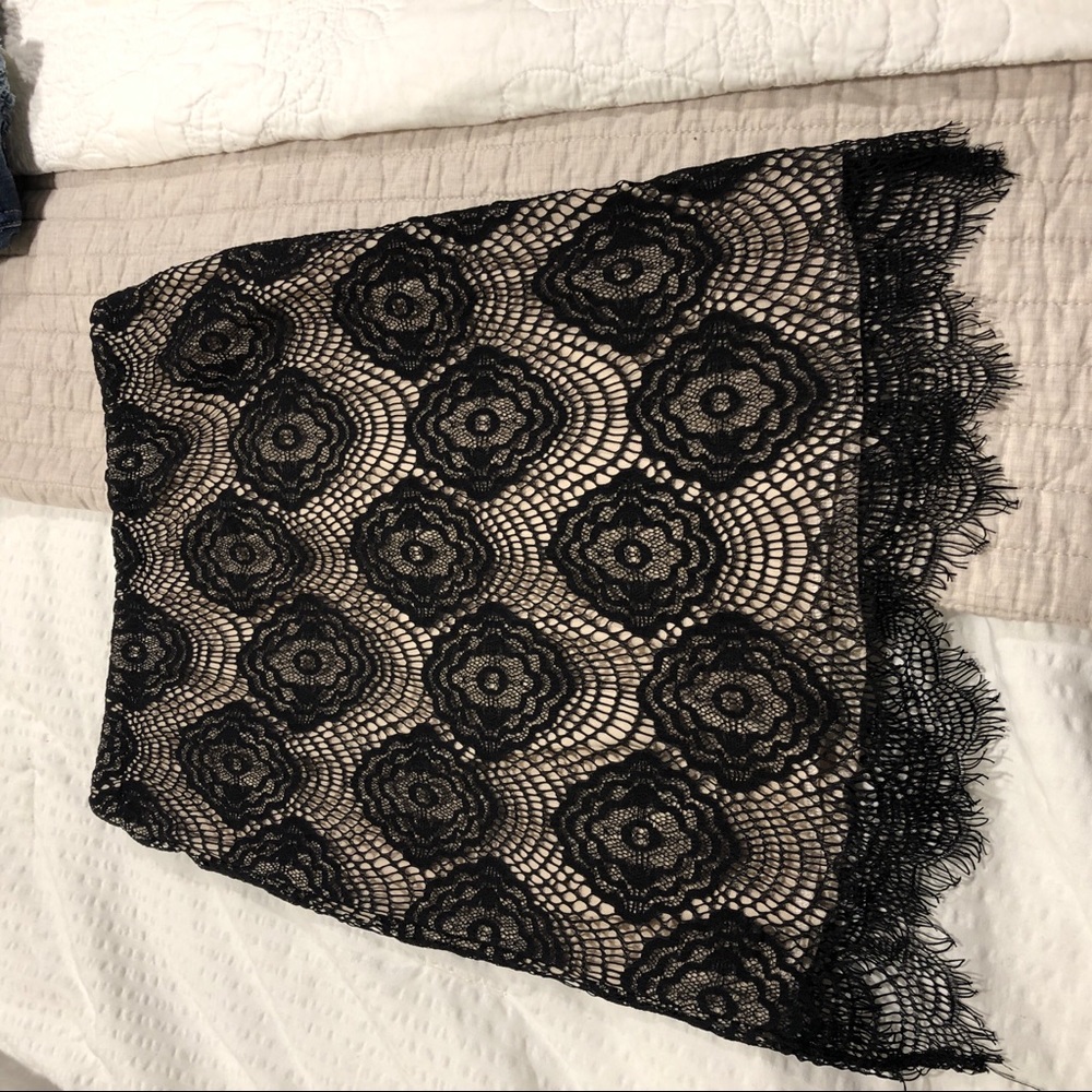 Lace pencil skirt